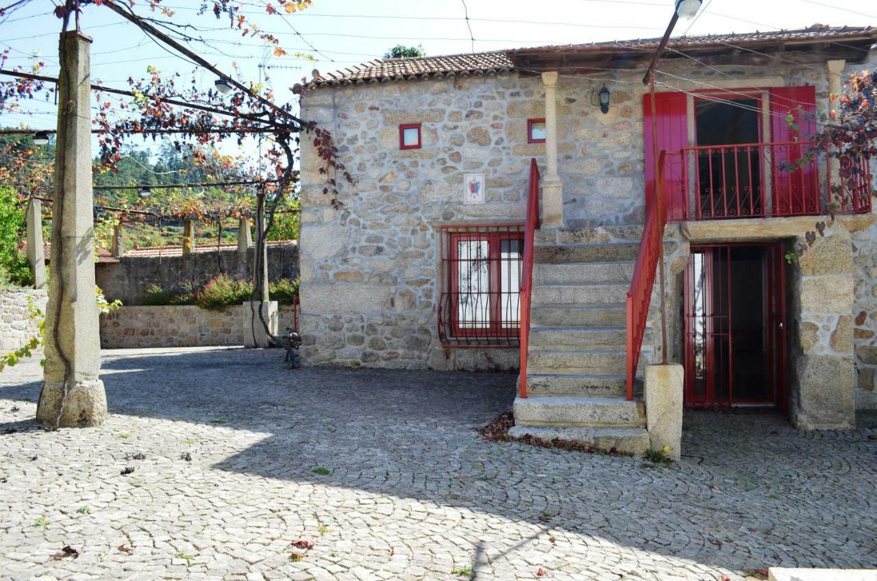 Casa Dos Namorados Vale de Cambra Luaran gambar