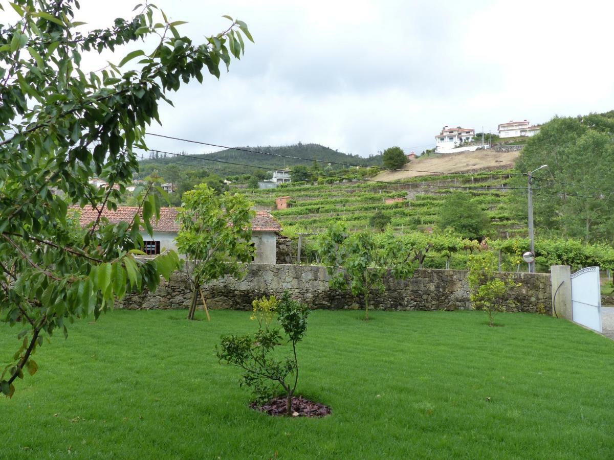 Casa Dos Namorados Vale de Cambra Luaran gambar