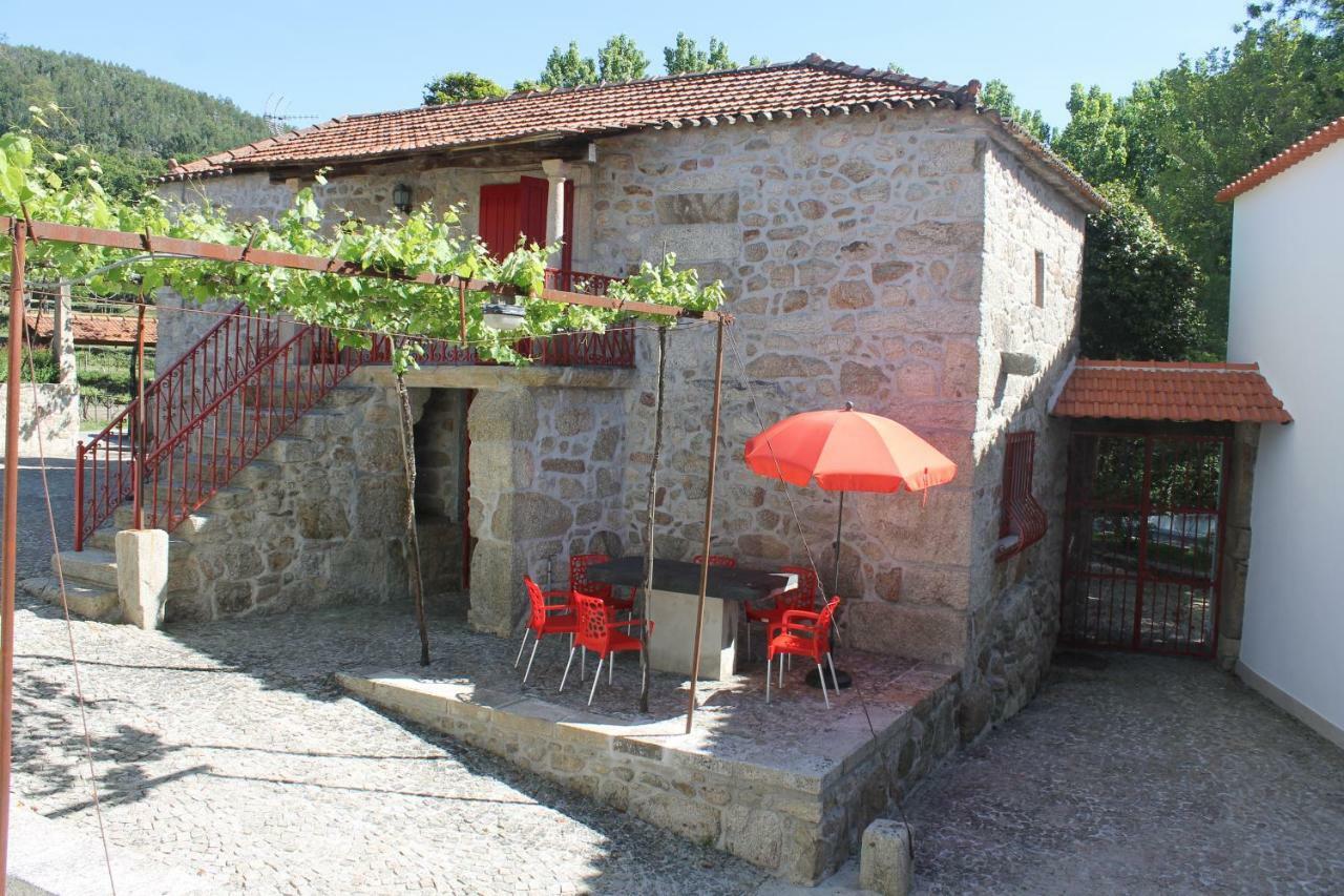 Casa Dos Namorados Vale de Cambra Luaran gambar