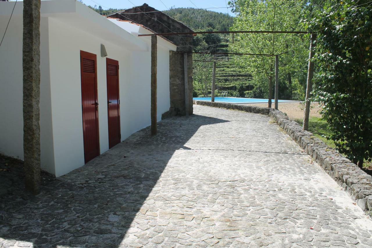Casa Dos Namorados Vale de Cambra Luaran gambar